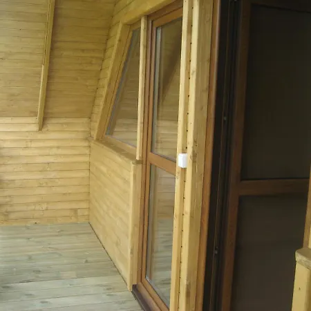 Nad Jeziorem Lodge *